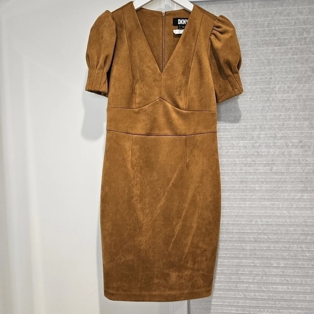 DKNY V-Neck Puff Sleeve Faux Suede Sheath Dress in pecan size 4